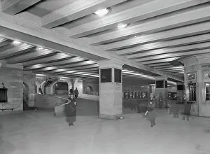 Concourse: People - Architecture - Grand Central Terminal -