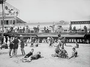 One Piece: People - beach - Atlantic City