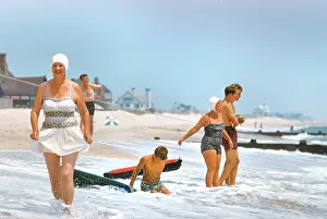 Unted: people - beach - ocean - summer