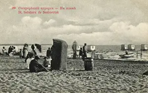 Sestroretsk: People on the beach at Sestroretsk, Russia