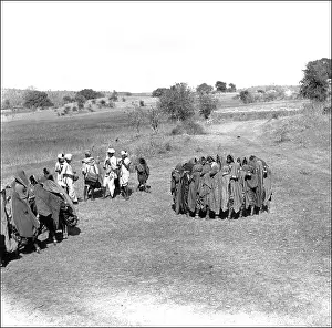 Madhya: People in groups, Madhya Pradesh, Central India