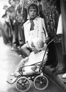 Stroller: People in London before the outbreak of the war, 1939