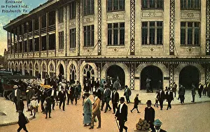 Pittsburgh: People Outside Ballpark