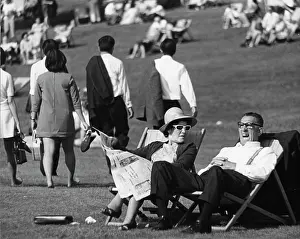 Yawns: People in a park on a sunny day