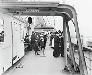 Comus: People - Ship - Cruise