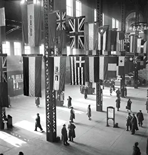 Concourse: People, Union Station, Chicago, World War II, historical