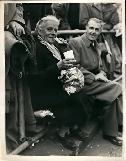 Neame: People waiting for Coronation procession, Central London