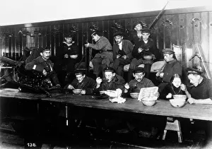Marstall: PEOPLES NAVAL DIVISION