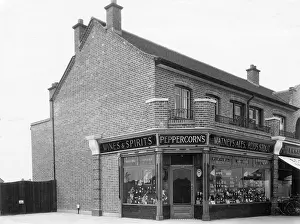 Rayner: PEPPERCORN'S OFF LICENCE