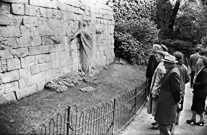 Khukhlayev: Pere-Lachaise cemetery in Paris