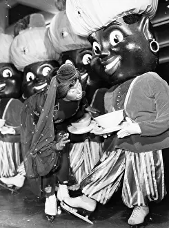 Cabarets: Performance of an ice revue with moor costumes