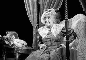 Selina: Performance Mamure in Maly Theatre, 1980