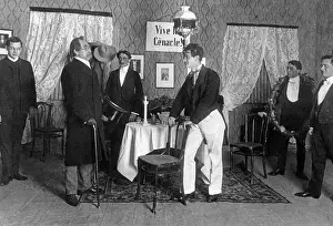 Vive: Performance of the play Cenacle der Maulesel, 1905