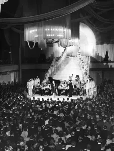 Leander: Performance by Zarah Leander, 1939