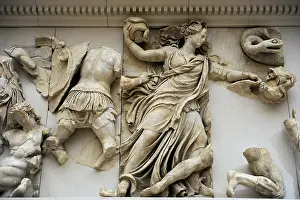 Giants: Pergamon Altar. Probably goddess Nyx or one of the Erinyes h