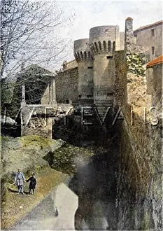 Pernes: PERNES LES FONTAINES