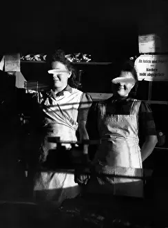 Bakeries: Persecution of Jews in the Third Reich