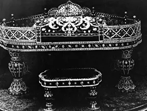 Ottomans: Persian throne in Topkapi Palace in Istanbul