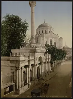 Camii: Pertevniyal Valide Sultan Camii, Aksaray, Constantinople, Tu