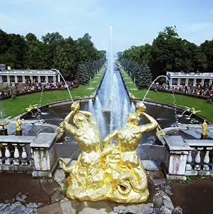 Peterhof: Peterhof Grand Palace, 1984