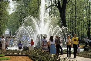 Fountains: Peterhof Palace Complex, 1981