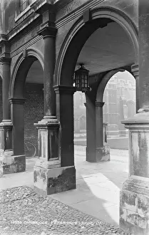 Cambridgeshire: Peterhouse College Archway