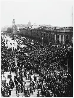 Nevski: PETROGRAD MAY DAY DEMO