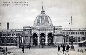 Cupolas: Petrograd [name between 1914 and 1924] Saint