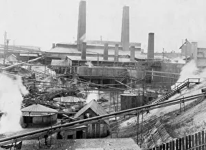 Resource: Petroleum refinery in Cleveland, 1904