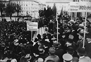 Scheidemann: Philipp Scheidemann at the May Day rally, 1919