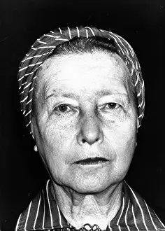 Essays: Philosopher, Writer Simone de Beauvoir 1908 - 1986