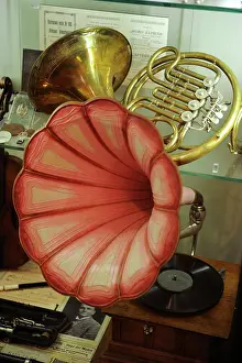 Phonograph: Phonograph