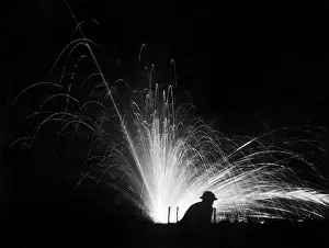 Sparks: phosphorus bombs - artillery - U.S. Army - World War I
