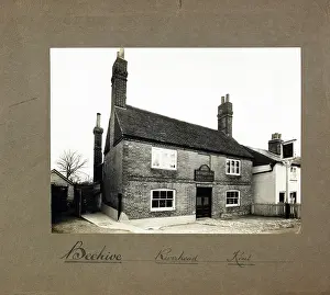 Beehive: Photograph of Beehive PH, Riverhead, Kent