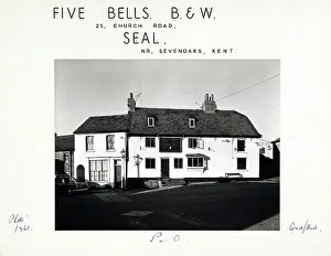 Overton: Photograph of Five Bells PH, Seal, Kent