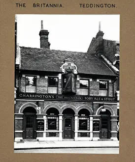 Teddington: Photograph of Britannia PH, Teddington, Greater London