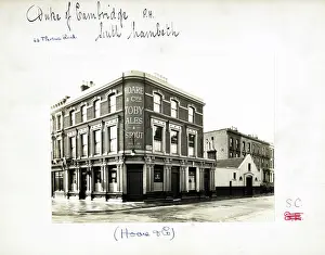 Lambeth: Photograph of Duke Of Cambridge PH, South Lambeth, London