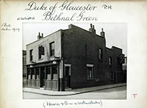 Bethnal: Photograph of Duke Of Gloucester PH, Bethnal Green, London