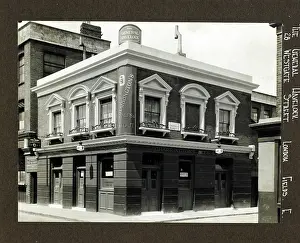 Havelock: Photograph of General Havelock PH, London Fields, London