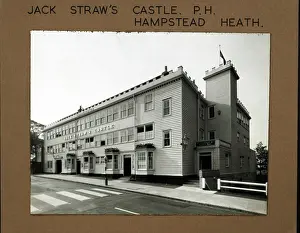 Hampstead: Photograph of Jack Straws Castle PH, Hampstead (New), London