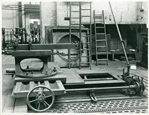 Differential: Photograph of Old Face Plate Lathe