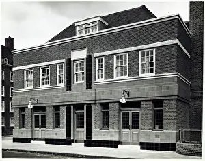 Edgware: Photograph of Phoenix PH, Edgware, London