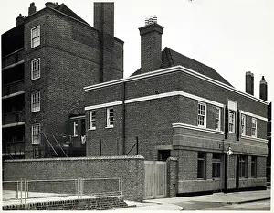 Edgware: Photograph of Phoenix PH, Edgware, London