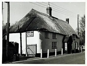 Chard: Photograph of Poppe Inn, Chard, Somerset