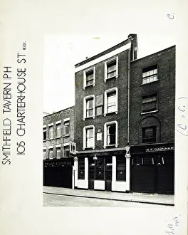 Smithfield: Photograph of Smithfield Tavern, Smithfield Market, London