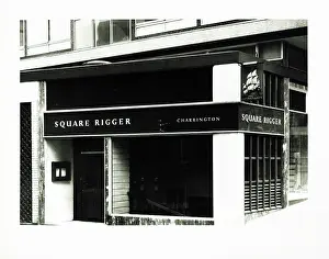 Rigger: Photograph of Square Rigger PH, Monument, London