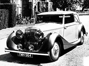 Sidecar: A photograph of an SS Jaguar 100