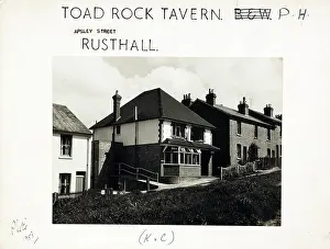 Kenward: Photograph of Toad Rock Tavern, Rusthall, Kent