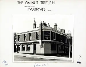 Dartford: Photograph of Walnut Tree PH, Dartford, Kent