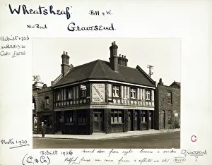 Gravesend: Photograph of Wheatsheaf PH, Gravesend, Kent